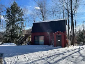 Cozy Cabin Getaway with Game Room - Image 3