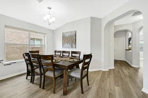 Modern Meets Cozy in Spring -Central to Everywhere - Image 2