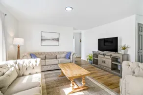 Spacious Family Friendly Home in Downtown Danville - Image 5