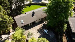 Reno 4BR Lynn Valley Family AC, 14k sf Yard & Pond - Image 2