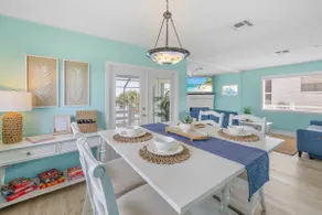 Heated Saltwater Pool• Sunset View• Balcony• Grill - Image 4