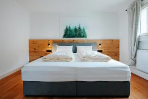 Newly renovated apartment for 2 couples in a listed building - Image 3