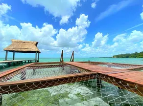 Lagoon access bungalow private garden - Image 2
