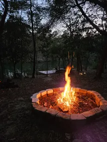 Leisure lake house - Image 3