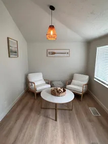 Chalet by the Bay - Image 3