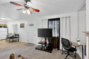The lofted nest upstairs cul-de-sac condo - Image 3