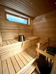 Cozy two-bedroom apartment with sauna and garage - Image 5
