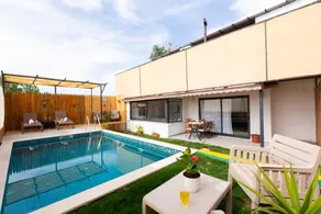 Villa with Sea View and Pool - Image 2