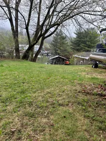 Lake access in Alton Bay - Image 5