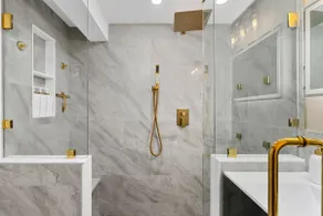 New Modern Townhome + Free Parking | 4BR+3.5BA - Image 4
