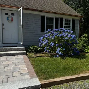 Spacious Renovated in Historic Sandwich - Image 2