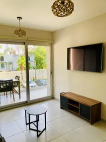 Caraco Apartment|Beachfront with Pool and AC - Image 4