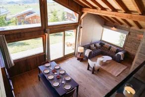Beautiful new chalet with views and jacuzzi - Image 5