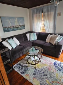 The Landing At Main Street & Waterfront No fees! - Image 3