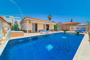 Angel's Poolside Villa - Image 5