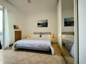 Lake View - Image 3