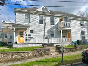 Sunny and Clean 1BR Suite Walk to LaHave River - Image 2