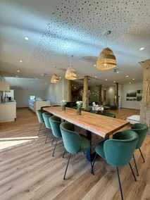 Premium cottage • Hot tub • Pool table • 6 suites • 14 people - Image 2