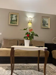 Comfortable and centrally located accommodation - Image 3