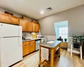 Cozy 2BR near Harvard & MIT - Image 5
