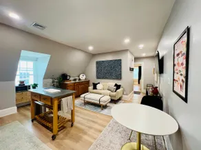 Cozy 2BR near Harvard & MIT - Image 2