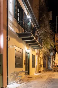 La Luna Luxury Stay - Image 3