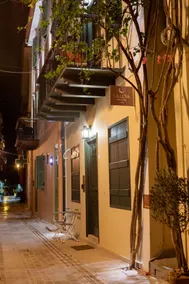 La Luna Luxury Stay - Image 4