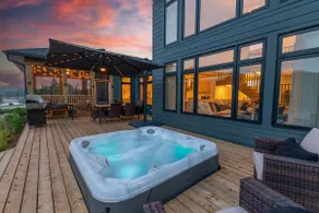 The Algonquin Lakehouse w Hot Tub, Games, Fire Pit - Image 3