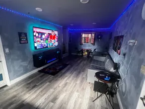 The Tree House - Image 4