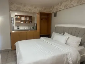 Large Studio In Heart of Westlands - Image 2