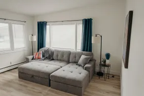 Affordable Apartmnt Near Airport - Image 3