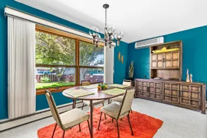 Groovy Getaway - Sleeps 6/Dog-Friendly - Image 2