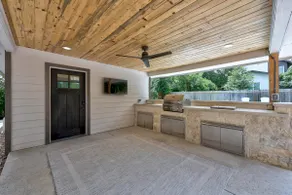 Stylish Georgetown Retreat with Pool & BBQ Grill - Image 2