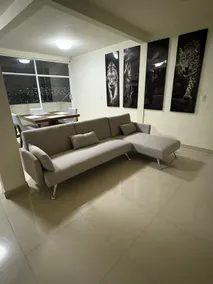 Modern apartment between airports - Image 4