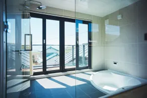 For winery tours and autumn trips | Quiet private rental + 100-year-old traditional house with a kitchen - Image 4