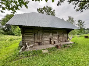 Rustic barn house - Image 4