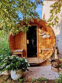Guest House – Private Sauna & Pool - Image 5