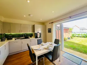 Bright, Cosy Retreat by Suffolk Coast & Woodbridge - Image 4