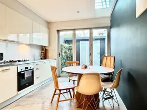 Unique 3-Bed, 1.5-Bath Terrace in Paddington - Image 4