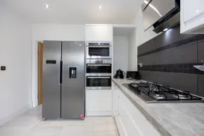 The Wilmslow House Free Parking - Close to Airport - Image 5