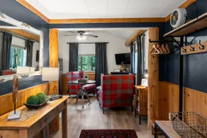 Grand Lake Gem | Walk to Lake/Town | Stylish Decor - Image 3