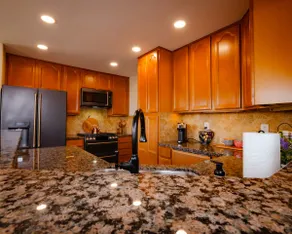 Luxury Retreat w/ Panoramic Views & Private Yard - Image 5