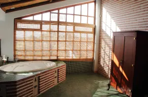 * Amazing view with Jacuzzi near museums * - Image 2