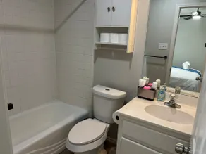 Shop, Eat & Sleep, 2 king suites - Image 3