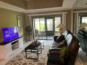 Brooks Edge - 1 BR/ 1 Bath with Home Office - Image 3