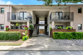 The Addison Retreat- Work Trips & Weekend Getaways - Image 3