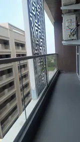 Airport AirBnB 1BHK Suite Apartment Swimming pool - Image 4