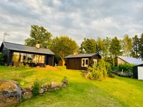 Lakeside cottage on the island of Torsö outside Mariestad - Image 4