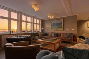 Luxury South Iceland Retreat | Sea Views | Hot Tub - Image 3