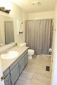 3BR Suburban Getaway in Indy 7 min to Airport - Image 3